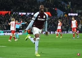 2015年12月：亚特兰大勇士队宣布将谢尔比·米勒交易至响尾蛇，换取丹斯比·斯旺森。